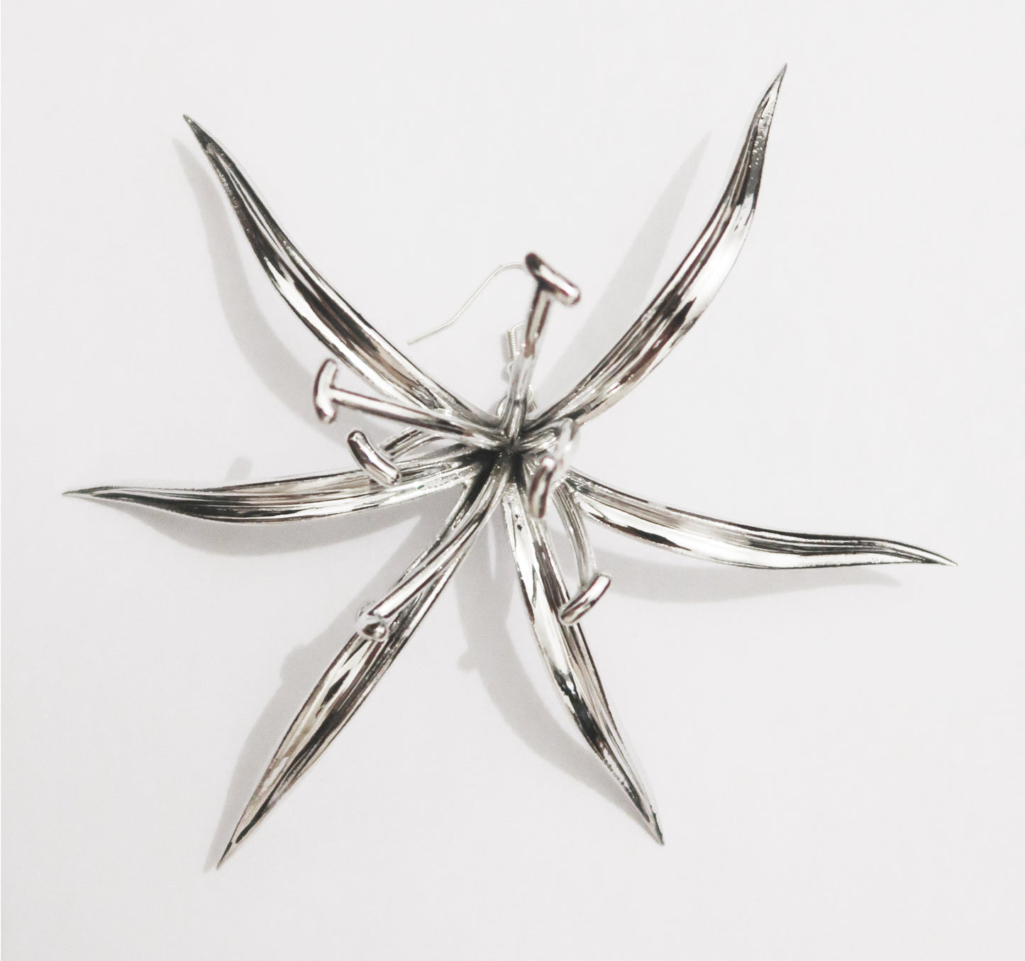 Crinum Asiaticum Single Earring