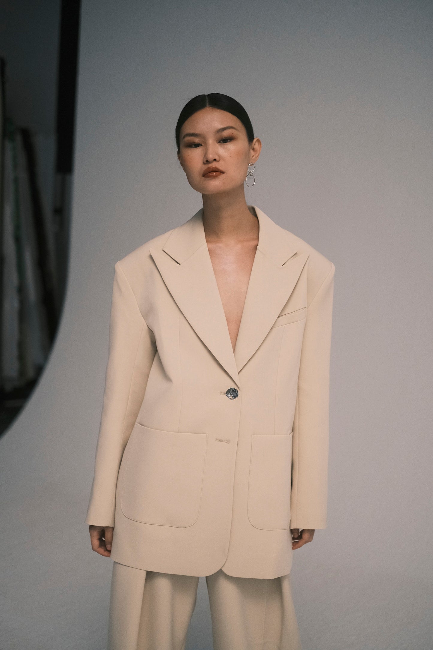 WORKING GAL OVERSIZED BLAZER