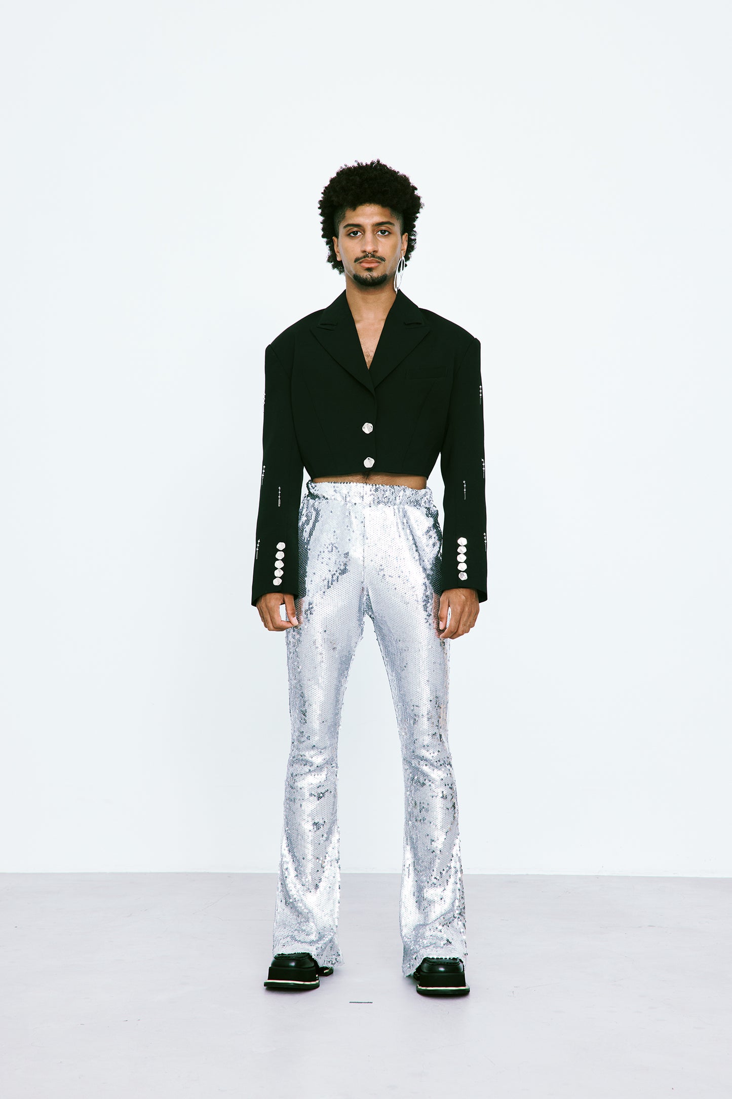 CROP BLAZER WITH SLEEVES DETAIL