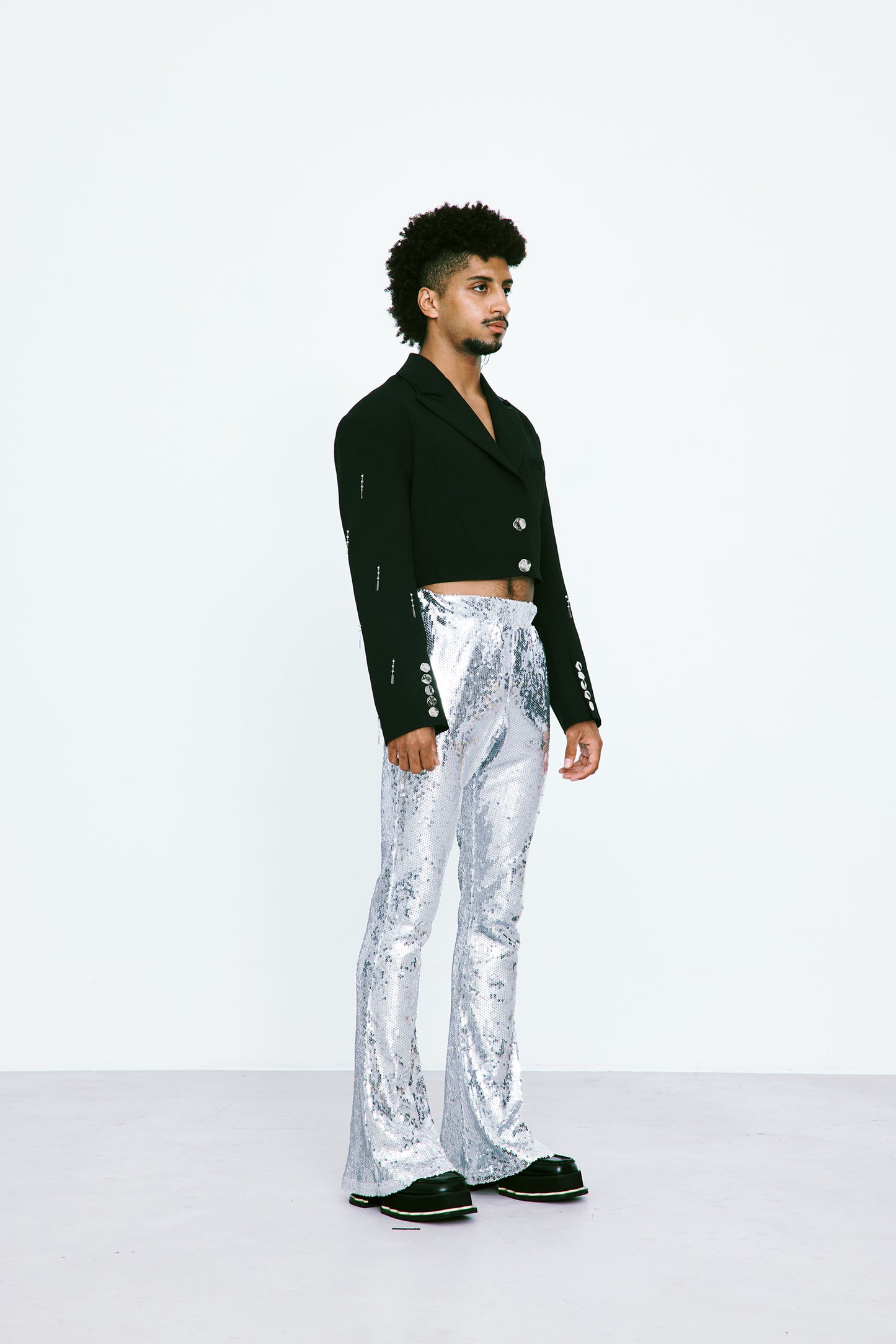 CROP BLAZER WITH SLEEVES DETAIL