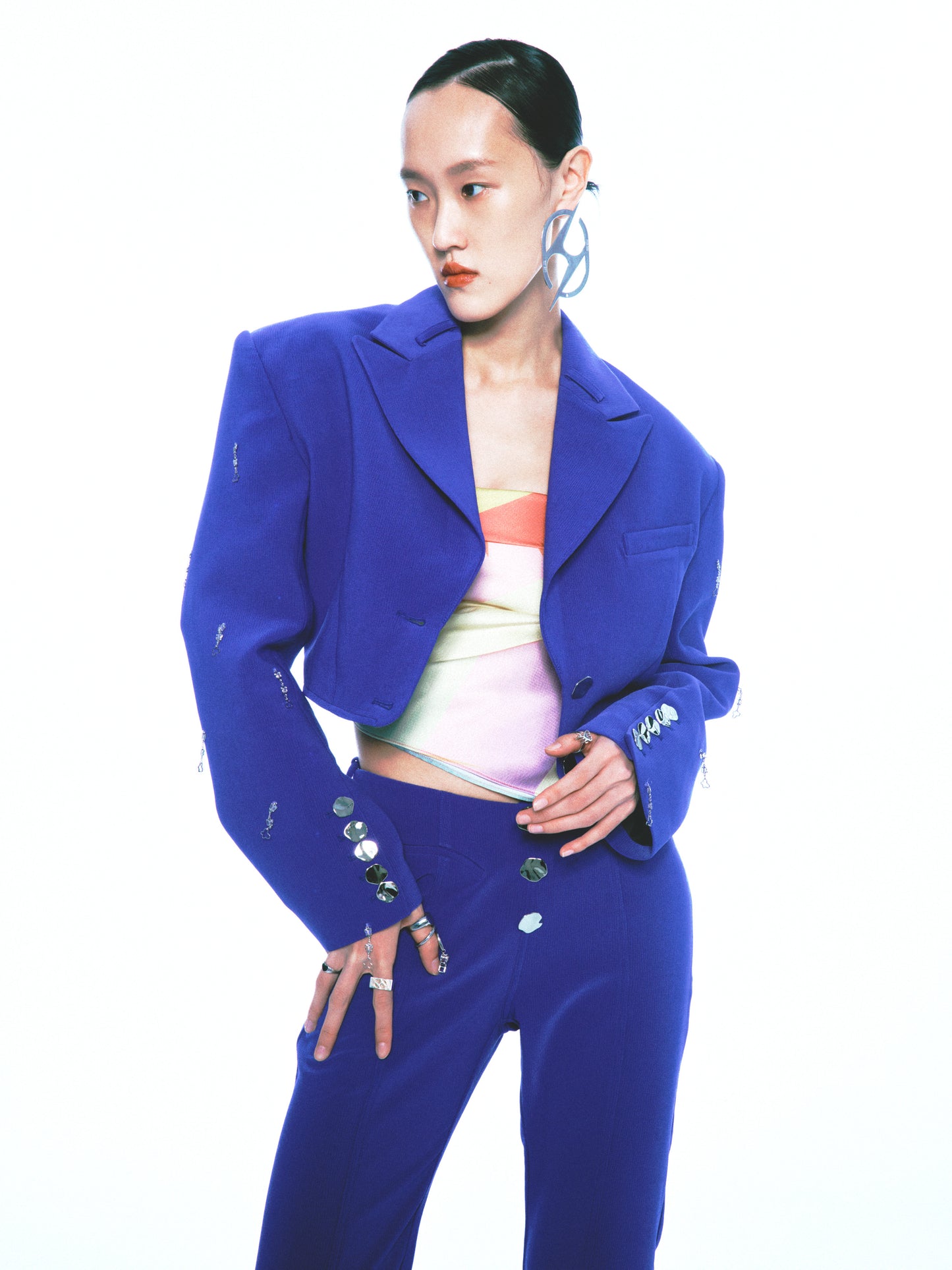 CROP BLAZER WITH SLEEVES DETAIL