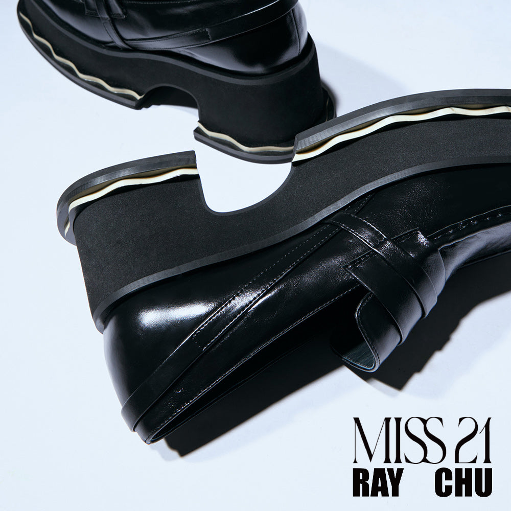 MISS 21 x RAY CHU 本我-個性光澤牛油皮樂福大頭厚底鞋